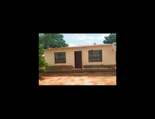 2 BEDROOM HOUSE FOR SALE IN MANKWENG